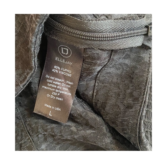 ElleJay Revolve Black Leopard Print Cropped Top Size Large Smocked Back - Picture 14 of 14